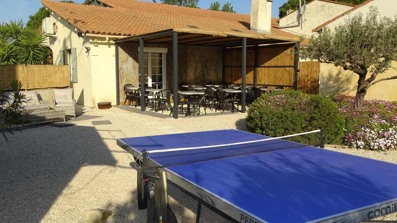 Hotel Logis Des Granges Arles