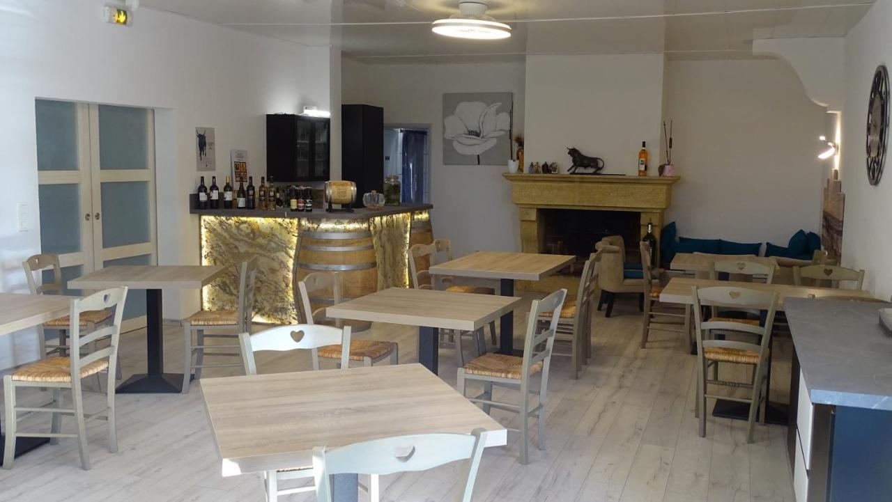 Logis Des Granges Hotel 3*