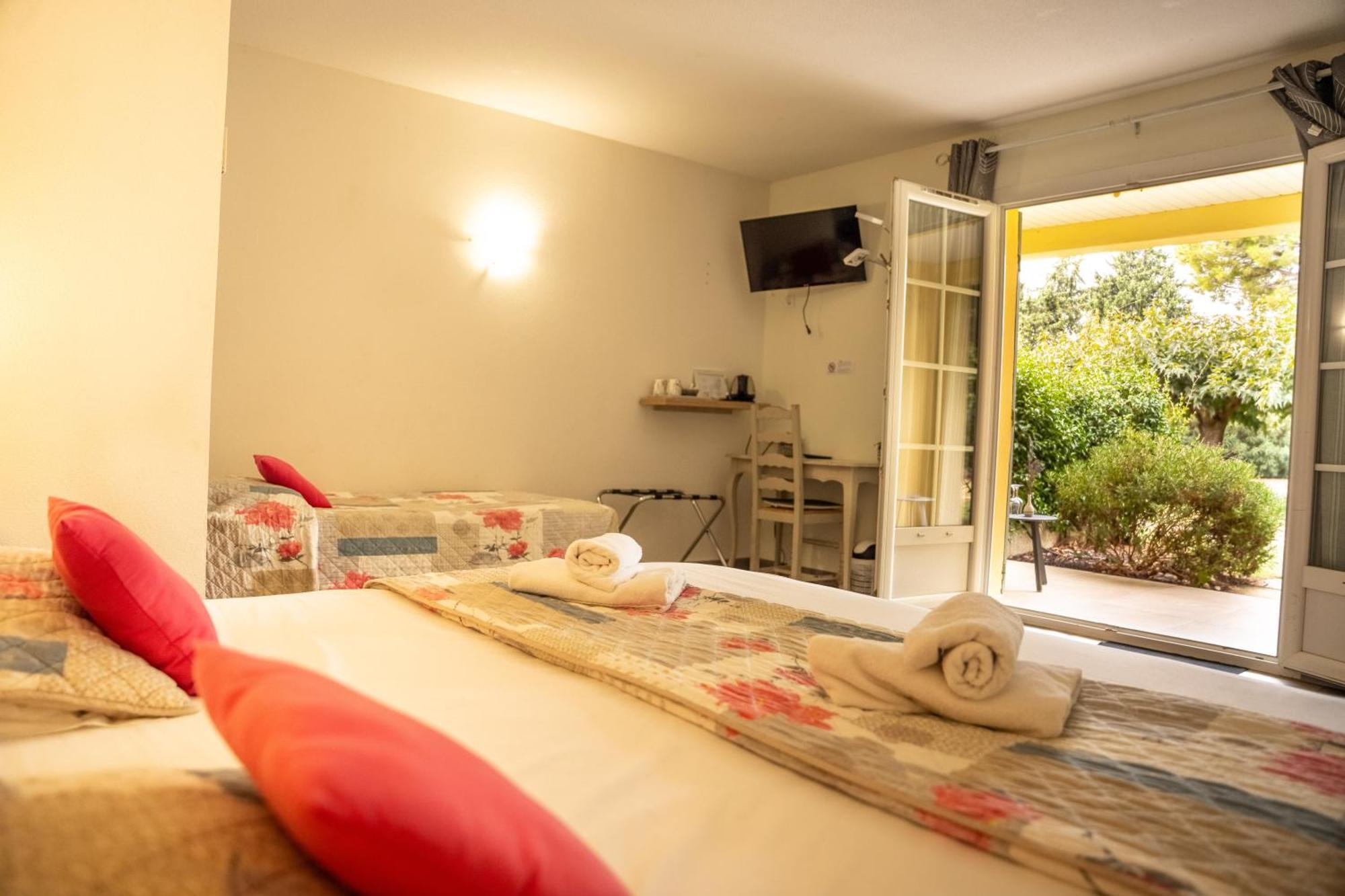 Logis Des Granges Hotel